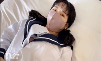 Vừa tan trường là em sinh viên phi ngay đến nhà nghỉ gặp bố già Vừa tan trường là em sinh viên phi ngay đến nhà nghỉ gặp bố già