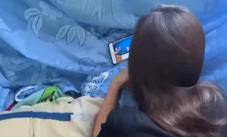 Vừa đánh bài vừa được bạn trai dogy nhất em gái rồi Vừa đánh bài vừa được bạn trai dogy nhất em gái rồi