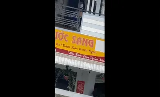 Các cháu đi uống caphe không uống mà đi húp nước lồn của bạn Các cháu đi uống caphe không uống mà đi húp nước lồn của bạn